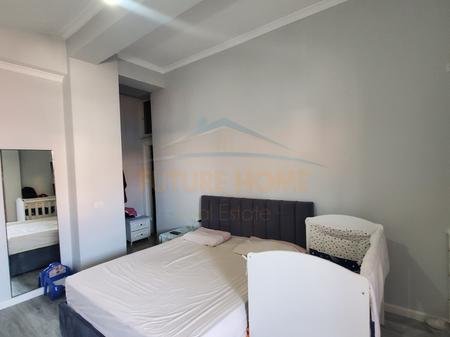 Tirane, shitet apartament 3+1 Kati 5, 125 m² 200.000 € (Fresk)