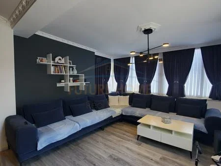 Tirane, shitet apartament 3+1 Kati 5, 125 m² 200.000 € (Fresk)
