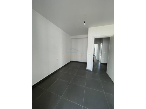 Tirane, shitet 2+1+Aneks+Ballkon Kati 1, 109 m² 130.164 € (5 maj)