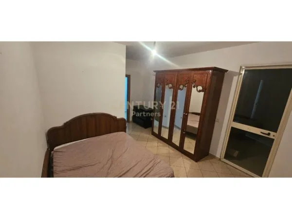 Tirane, shes apartament 1+1+Ballkon Kati 3, 72 m² 110.000 € 