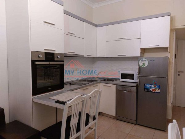 blloku-apartament-me-qera-pll-shallvaret-tirane-1 (1).jpeg