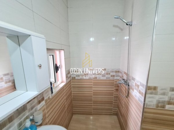 Tirane, jepet me qera garsonier Kati 2, 20 m² 400 € (faramcia nr10)