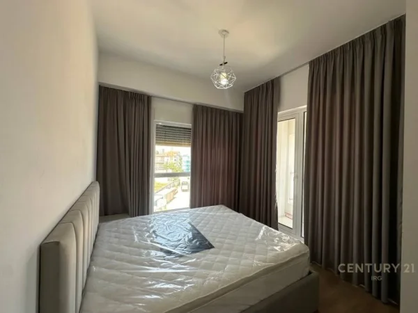Tirane, jepet me qera apartament 2+1 Kati 5, 76 m² 600 € (Rezidenca Kaimi)