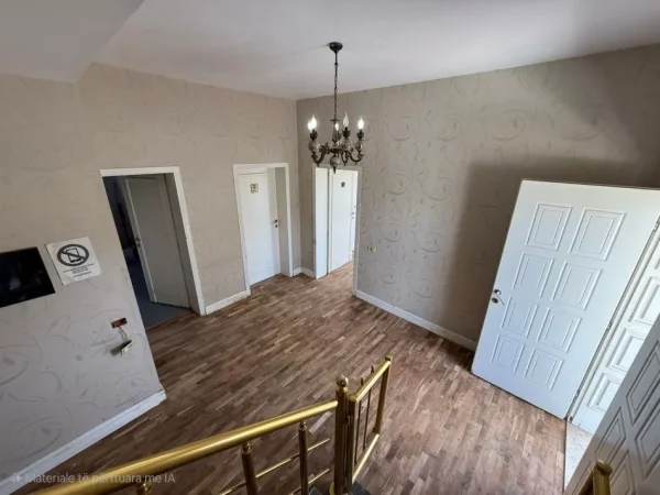 Tirane, jepet me qera zyre , 450 m² 1.700 € 