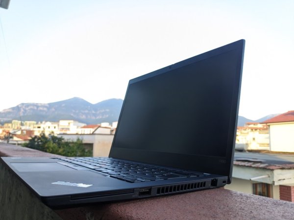 Laptop Lenovo 24GB RAM Touch