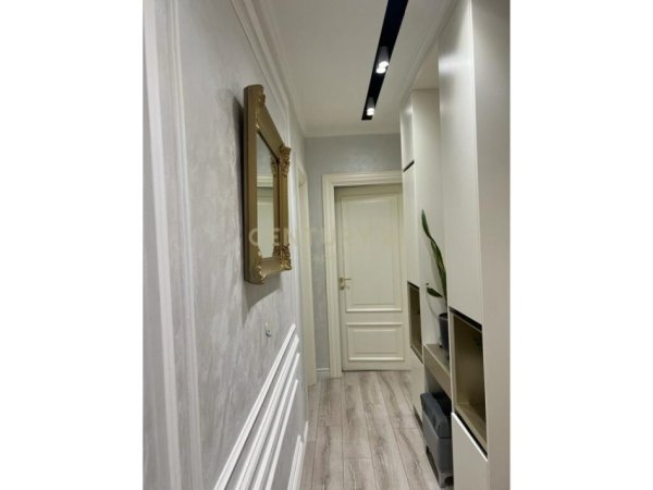Tirane, shitet apartament 2+1 Kati 3, 92 m² 195.000 € (në zonën e Liqenit të Thatë)