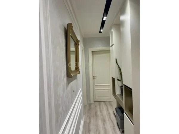 Tirane, shitet apartament 2+1 Kati 3, 92 m² 195.000 € (në zonën e Liqenit të Thatë)