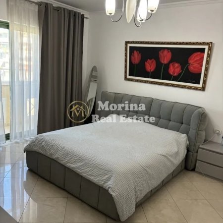 Tirane, jepet me qera apartament 1+1 Kati 9, 80 m² 750 € (Blloku)