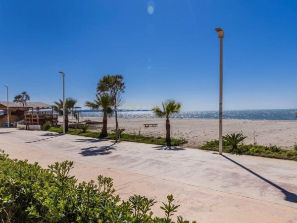 Durres, shitet apartament duplex 2+1 Kati 2, 69 m² 165.000 € (Shkembi i Kavajes)