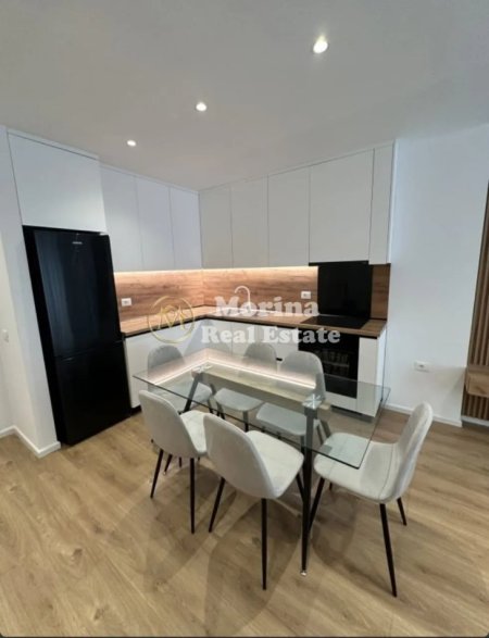 Tirane, jepet me qera apartament 2+1 Kati 3, 86 m² 500 € (Ali Demi, Kompleksi Kaimi)