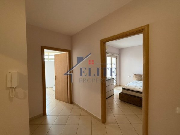 Tirane, jepet me qera apartament 2+1+Ballkon Kati 5, 100 m² 600 € (Don Bosko)