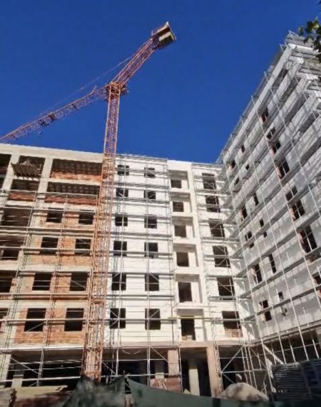 Tirane, shitet apartament 1+1 Kati 5, 66 m² 49.800 € 