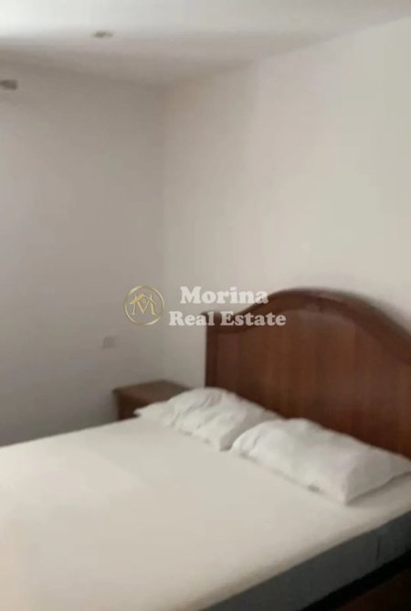Tirane, jepet me qera apartament 1+1 Kati 1, 80 m² 500 € (Ish Fusha Aviacionit)