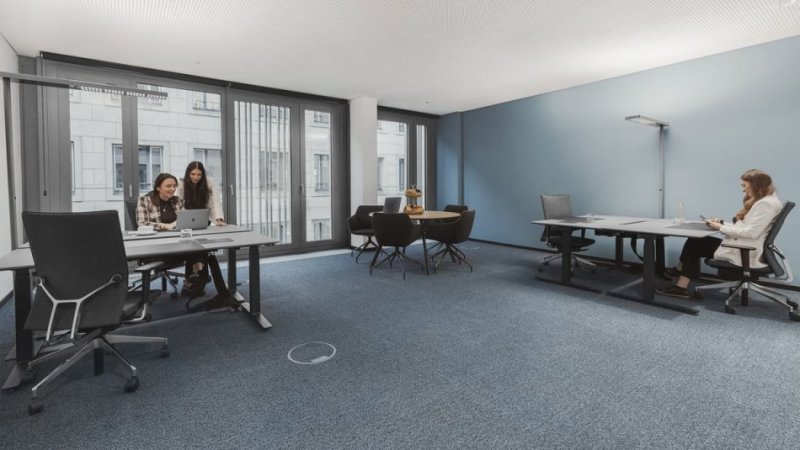 Tirane, jepet me qera zyre Kati 5, 200 m² 2.000 € 