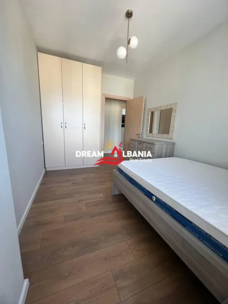 Tirane, shitet apartament 1+1+Ballkon Kati 5, 56 m² 90.000 € (Fresk, Prane Restorant Freskut)