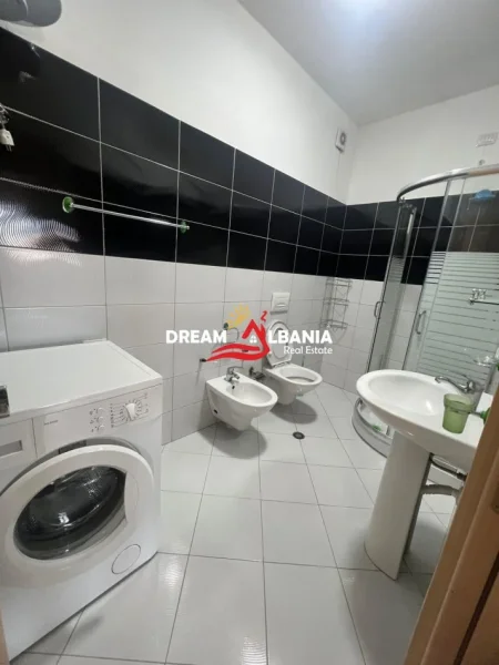 Tirane, shitet apartament 1+1+Ballkon Kati 5, 56 m² 90.000 € (Fresk, Prane Restorant Freskut)