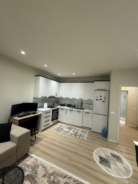 Tirane, jepet me qera apartament 2+1+Ballkon Kati 1, 90 m² 600 € (Rruga Don Bosko)