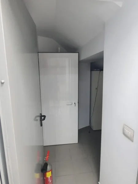 Shkoder, jepet me qera ambjent biznesi Kati 0, 35 m² 1.000 € (Qender)