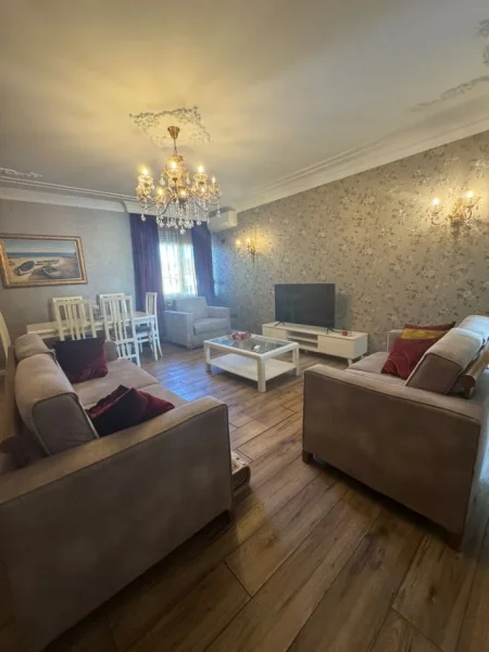 Tirane, shitet apartament 2+1 Kati 4, 128 m² 385.000 € (Ish Blloku)