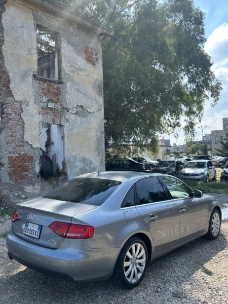 Tirane, shitet makine A4 Benzin, gri metalizato automatik Kondicioner