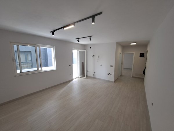 Tirane, jepet me qera apartament 1+1 Kati 4, 50 m² 700 € (Jul Varibova)