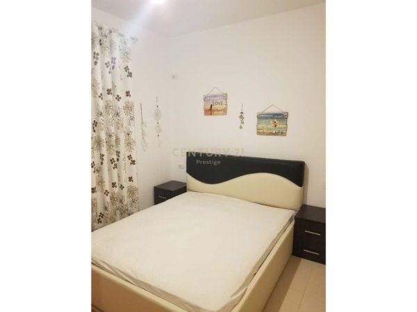Tirane, shes apartament 1+1 Kati 1, 85 m² 150.000 € (Kompleksi Fari)