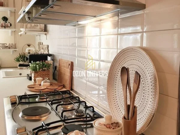 Tirane, shitet apartament 2+1 Kati 4, 99 m² 175.000 € (rruga siri kodra)