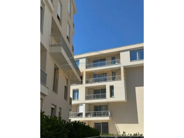 Durres, shitet apartament 3+1+Aneks+Ballkon Kati 3, 149 m² 450.000 € 