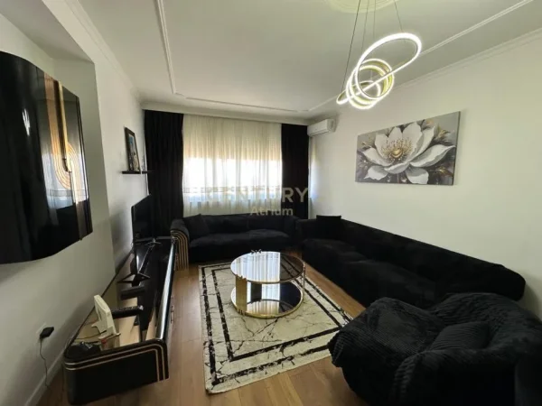 Tirane, shitet apartament 2+1 Kati 9, 90 m² 155.000 € (në zonën e Porcelanit Tek Uet)
