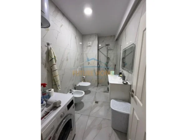 Shqiperi, shitet apartament 2+1 Kati 1, 125 m² 178.000 € (YZBERISHT)