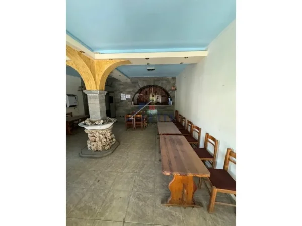 Lushnje, shitet shtepi 2+1+Ballkon , 133 m² 82.000 € (Plug)