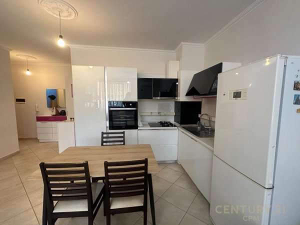 Tirane, shitet apartament 2+1 Kati 4, 70 m² 135.000 € (prane Fushes se Ali Demit)