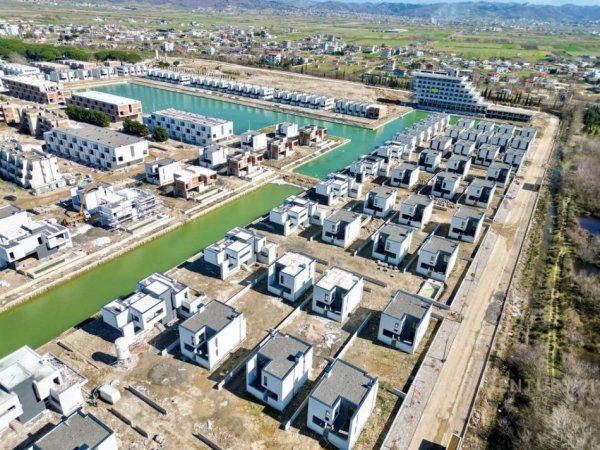 Durres, shitet Vile 3 Katshe Kati 3, 294 m² 800.000 € (Gjiri i Lalezit)