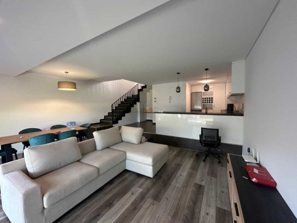 Tirane, jepet me qera Vile 3+1 Kati 3, 250 m² 2.350 € (olive residence)