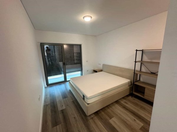 Tirane, jepet me qera Vile 3+1 Kati 3, 250 m² 2.350 € (olive residence)