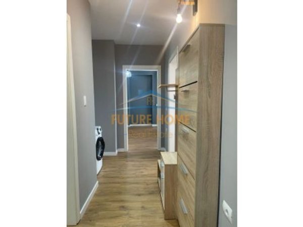 Tirane, jepet me qera apartament 2+1+Ballkon Kati 2, 135 m² 1.000 € (Kopshti Botanik)