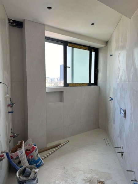 Tirane, shitet apartament 2+1 Kati 8, 107 m² 260.000 € (107)