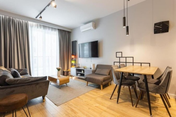 Tirane, jepet me qera apartament 2+1+Ballkon Kati 6, 142 m² 2.800 € (RRUGA E ELBASANIT)