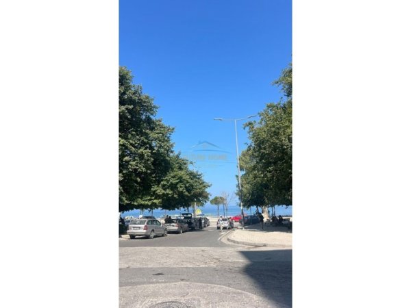 Vlore, shitet apartament 2+1 Kati 2, 101 m² 170.000 € (LUNGOMARE)