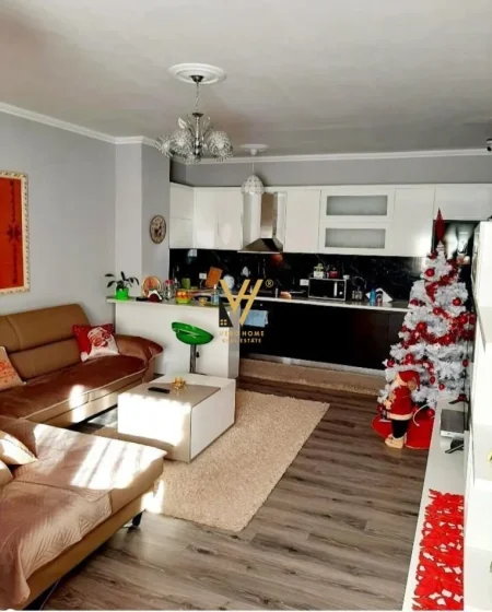 Tirane, shitet apartament 1+1+Ballkon Kati 3, 80 m² 145.000 € (FRESK)