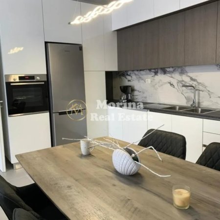 Tirane, jepet me qera apartament 2+1 Kati 3, 100 m² 600 € (Liqeni i Thate)