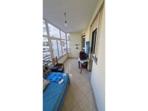 Tirane, jepet me qera apartament 2+1+Ballkon Kati 3, 106 m² 500 € (Don Bosko)