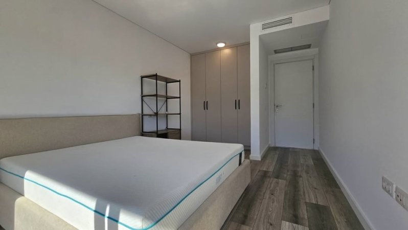 Tirane, jepet me qera Vile 2+1+Ballkon Kati 0, 2.300 € (Teg)