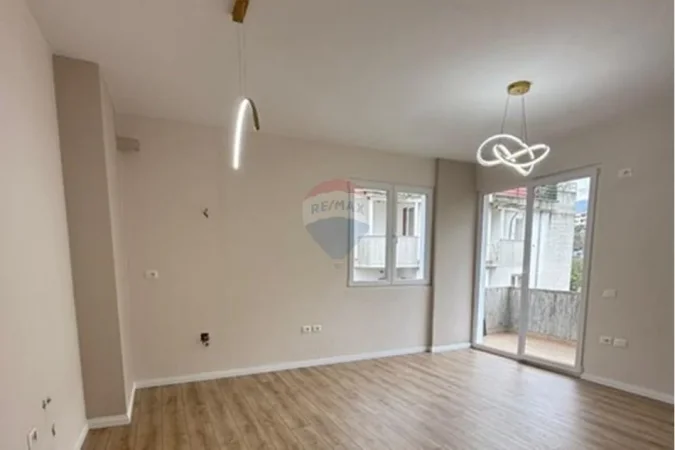 Tirane, shitet apartament 2+1 Kati 4, 100 m² 135.000 € (Rruga e thesarit,Tirane)