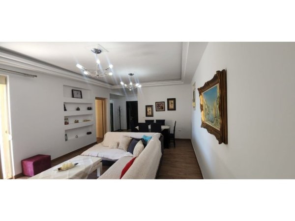 Sarande, shitet apartament 2+1 Kati 3, 90 m² 170.000 € (Sarande)