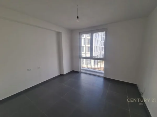 Tirane, shitet apartament 3+1 Kati 1, 109 m² 130.000 € (5 Maji)