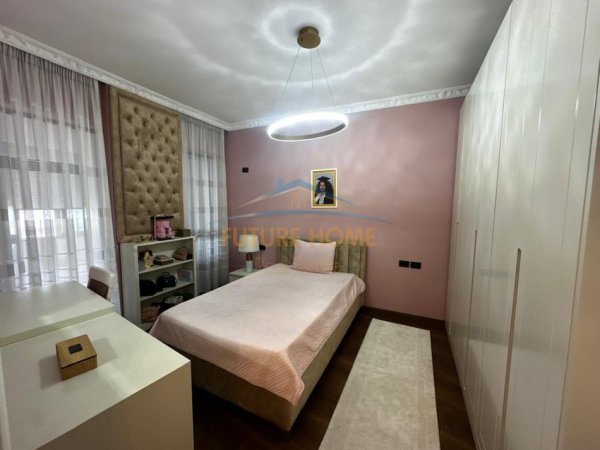Tirane, shitet apartament 3+1 Kati 8, 112 m² 168.000 € (PRANE VILA L)