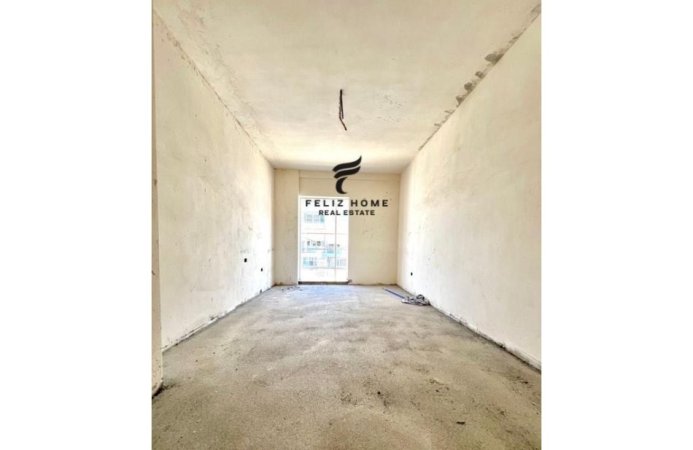 Tirane, shitet 3+1 Kati 4, 143 m² 425.000 € (KOMUNA E PARISIT)