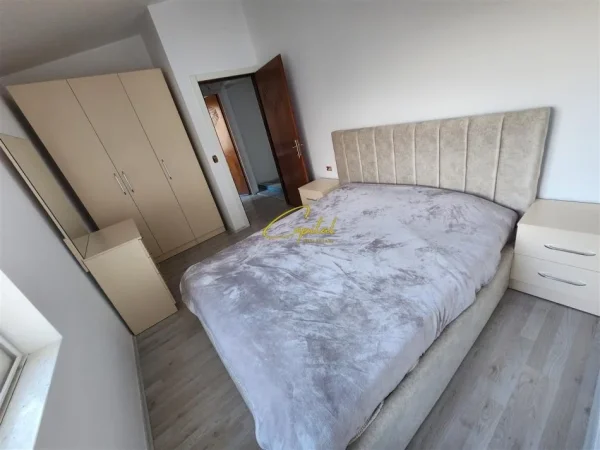 Tirane, jepet me qera apartament 2+1 Kati 2, 80 m² 500 € (ASTIR)