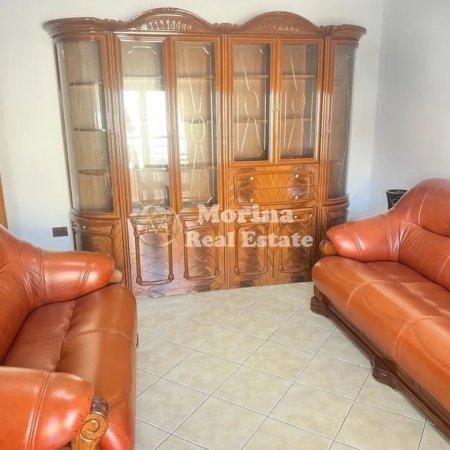 Tirane, jepet me qera apartament 1+1 Kati 2, 75 m² 400 € (Rruga Siri Kodra)